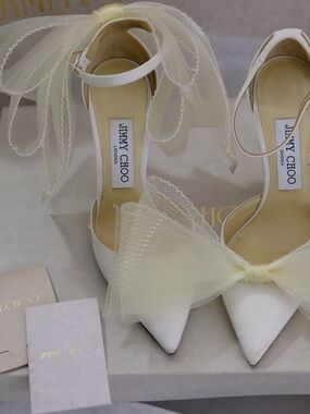 Jimmy Choo Bridal Shoes Ivory Pointed-Toe Ankle-Strap Pumps with Tulle Bows